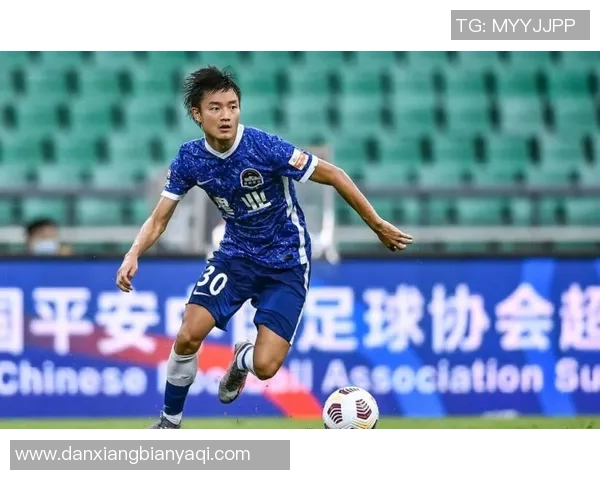 VAR判罚争议盘点:本赛季最具争议的五大判罚